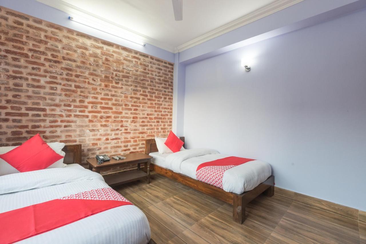Oyo 729 Hotel Era Balaju Eksteriør billede